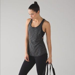 Lululemon On Track Tank - grey